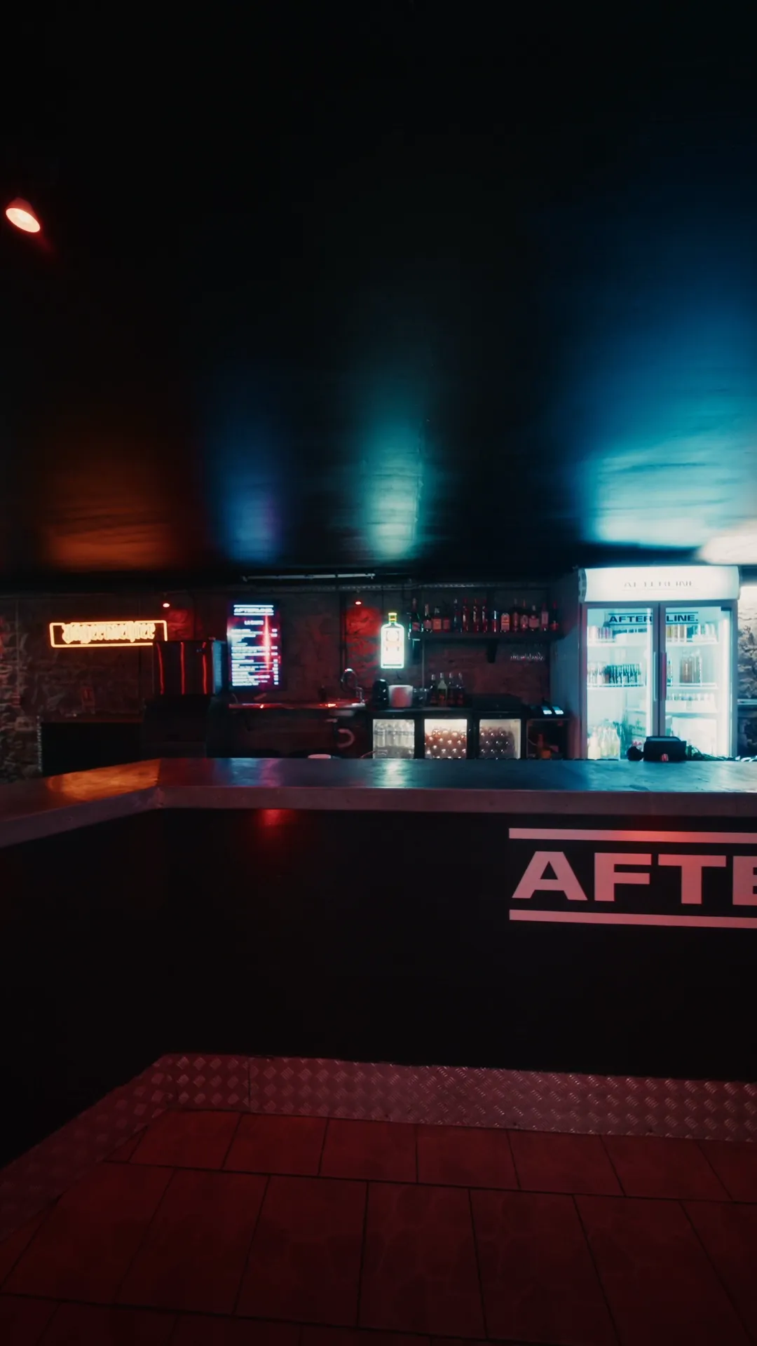 Afterline Club Renovation Bar du Bas
